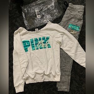 FREE SHIPPING (LIMITED TIME ONLY) NIB & NWT HTF VS Pink Outfit